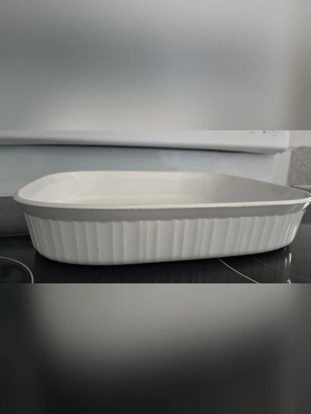 Corning French White F 21 B Lasagna/Large Baking Pan 4.5 Qt Capacity